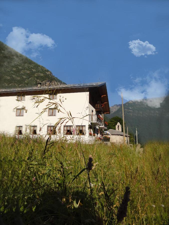 Hotel Laurent Gaby Exterior photo